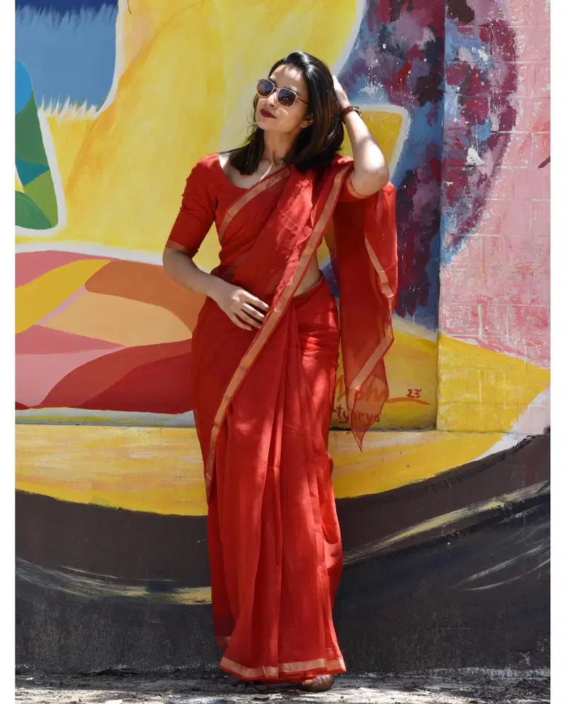 DF 112 Madhulikha Plain Designer Sarees For Bussiness